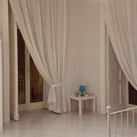 Napule Apartment Naples Room photo